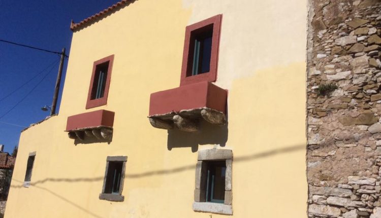 λουλουδιερα